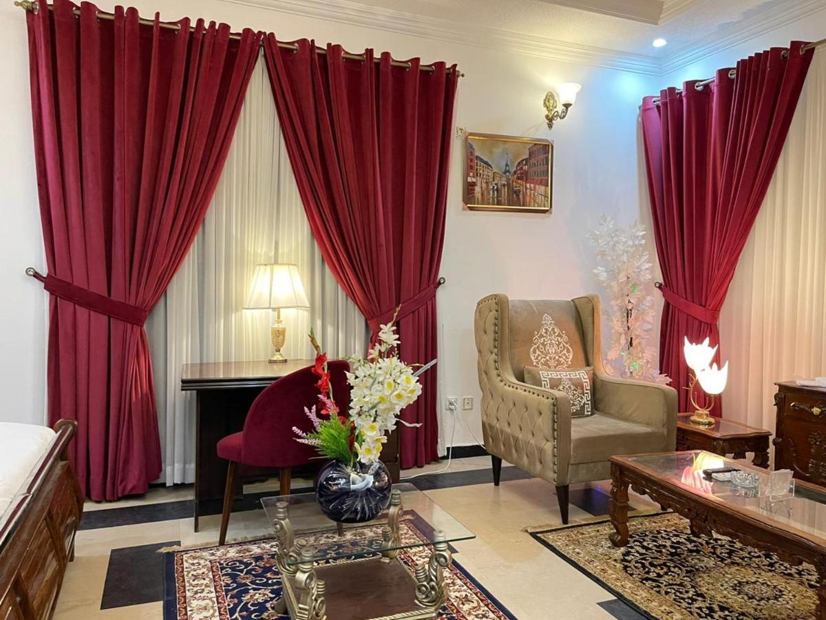 Shelton Mellton Lodges Rawalpindi Ngoại thất bức ảnh