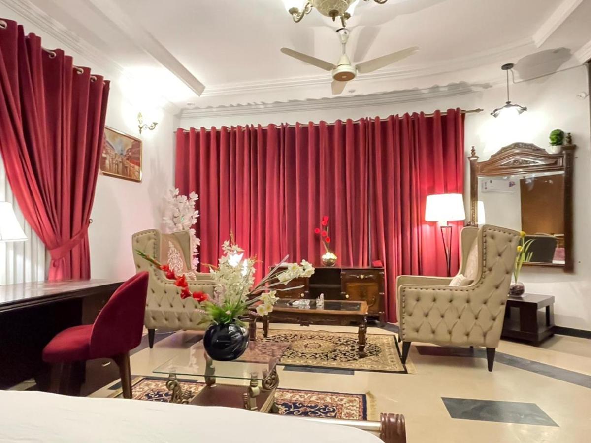 Shelton Mellton Lodges Rawalpindi Ngoại thất bức ảnh