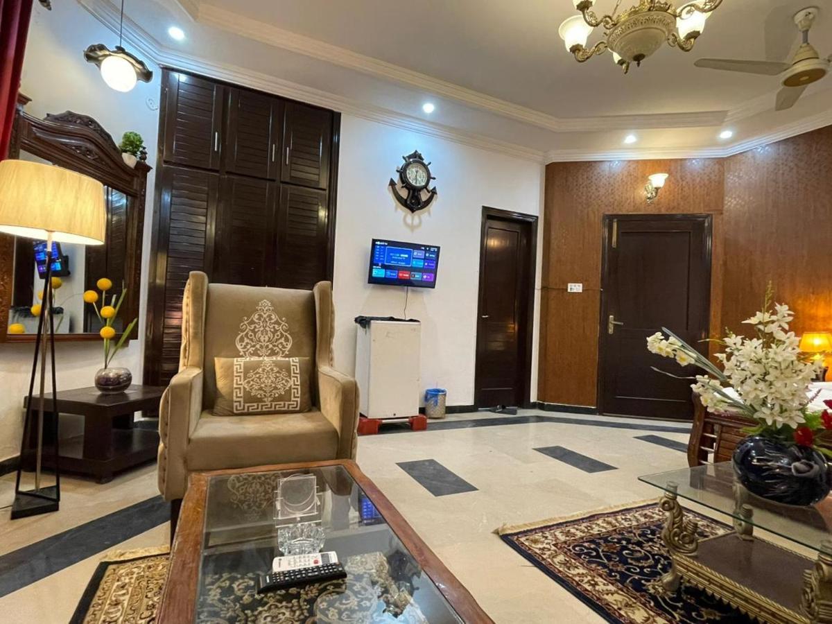 Shelton Mellton Lodges Rawalpindi Ngoại thất bức ảnh